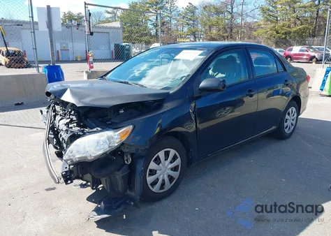 2011 Toyota Corolla Le z USA, uszkodzony, nr VIN 2T1BU4EE5BC605469